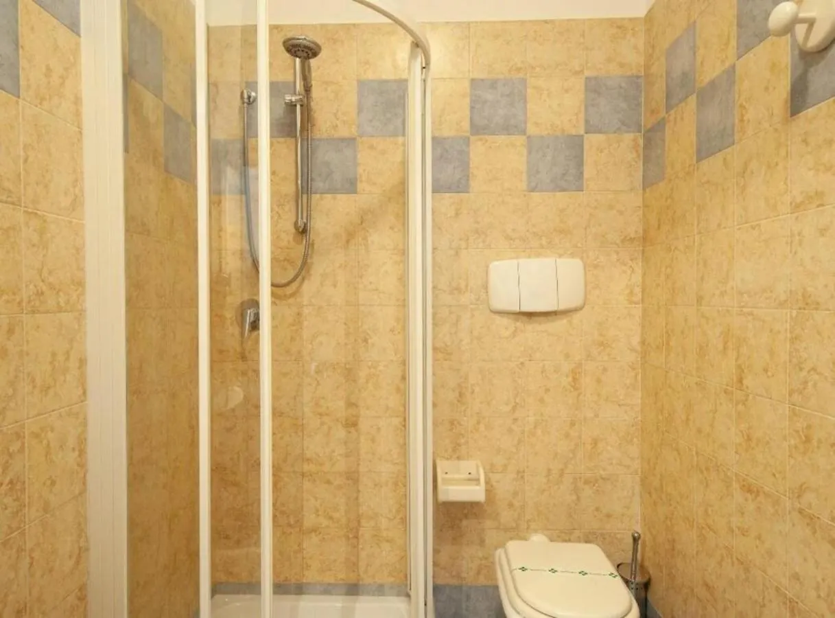 Poggibonsi By Halldis Milan Appartement